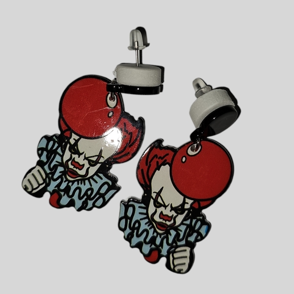 Nwt Pennywise earrings - Picture 1 of 2
